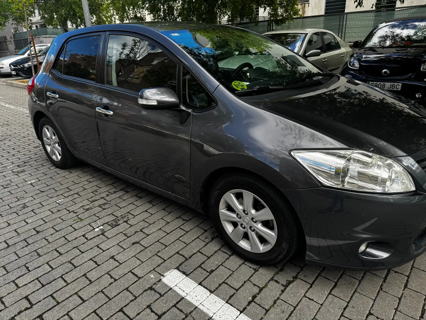 Toyota Auris Auris 90D Active Active Gris - 2
