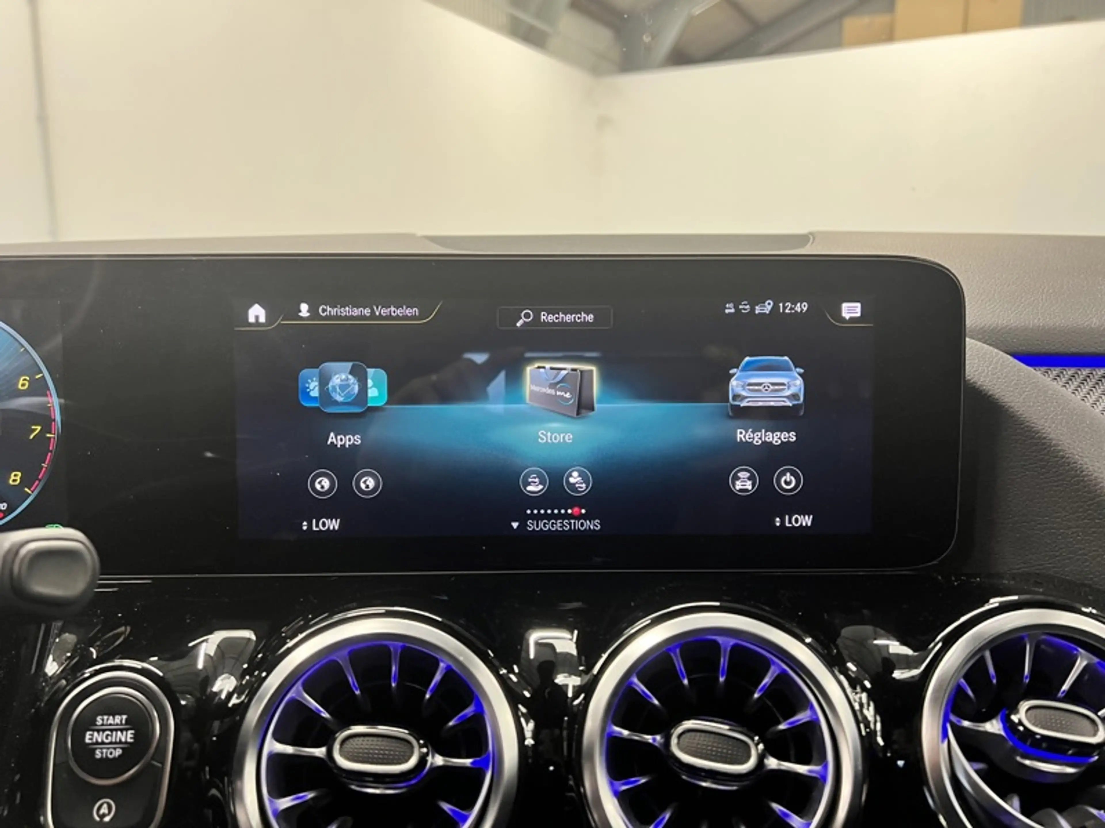 Mercedes-Benz GLA 180 AMG Line Toit Pano — photo 22