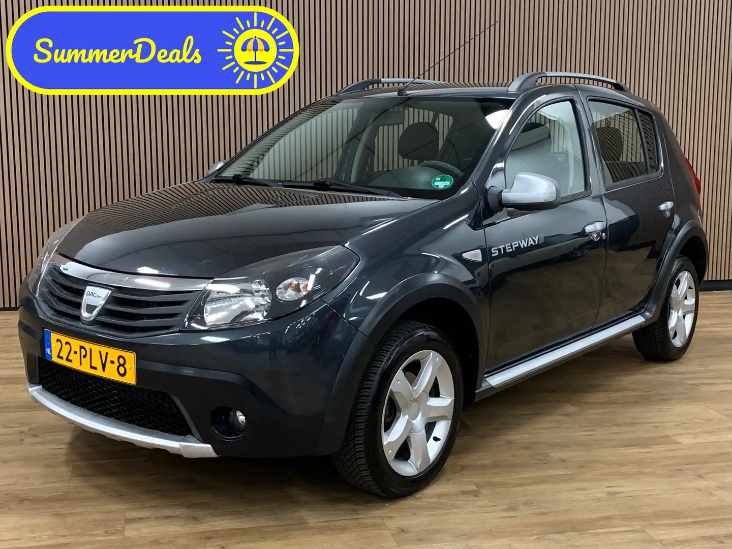 Dacia Sandero 1.6 Stepway|Airco| Grijs - 1