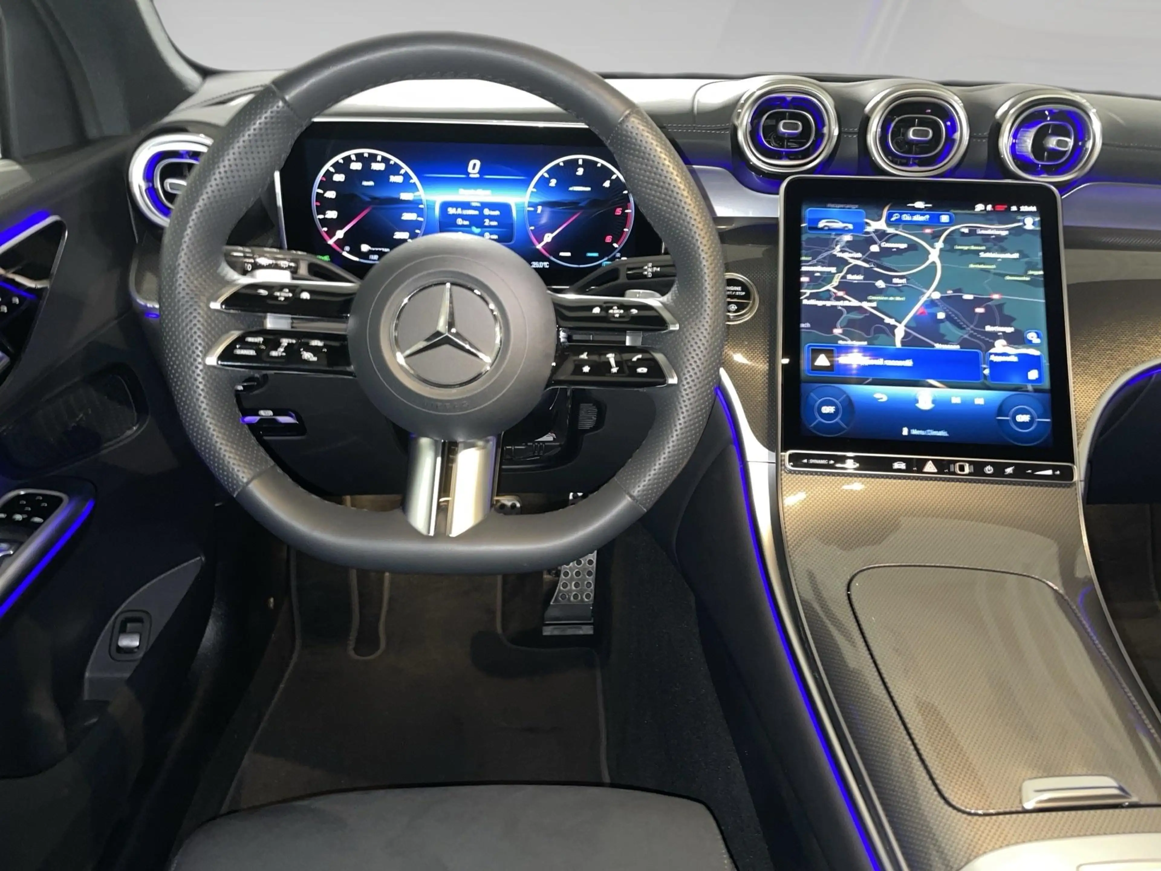 Mercedes-Benz GLC 300 2.0 d 4MATIC AMG Line — photo 6