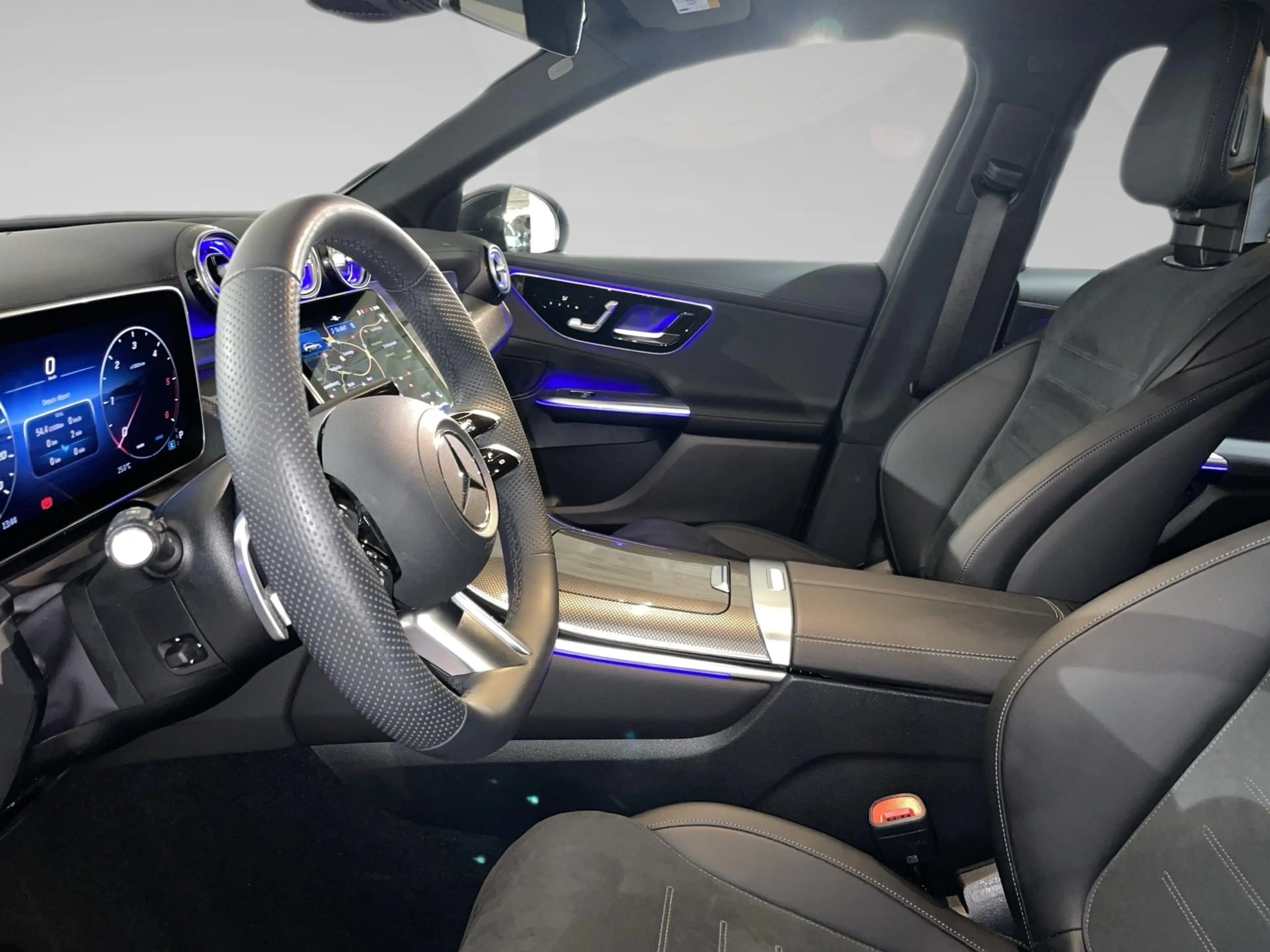 Mercedes-Benz GLC 300 2.0 d 4MATIC AMG Line — photo 4