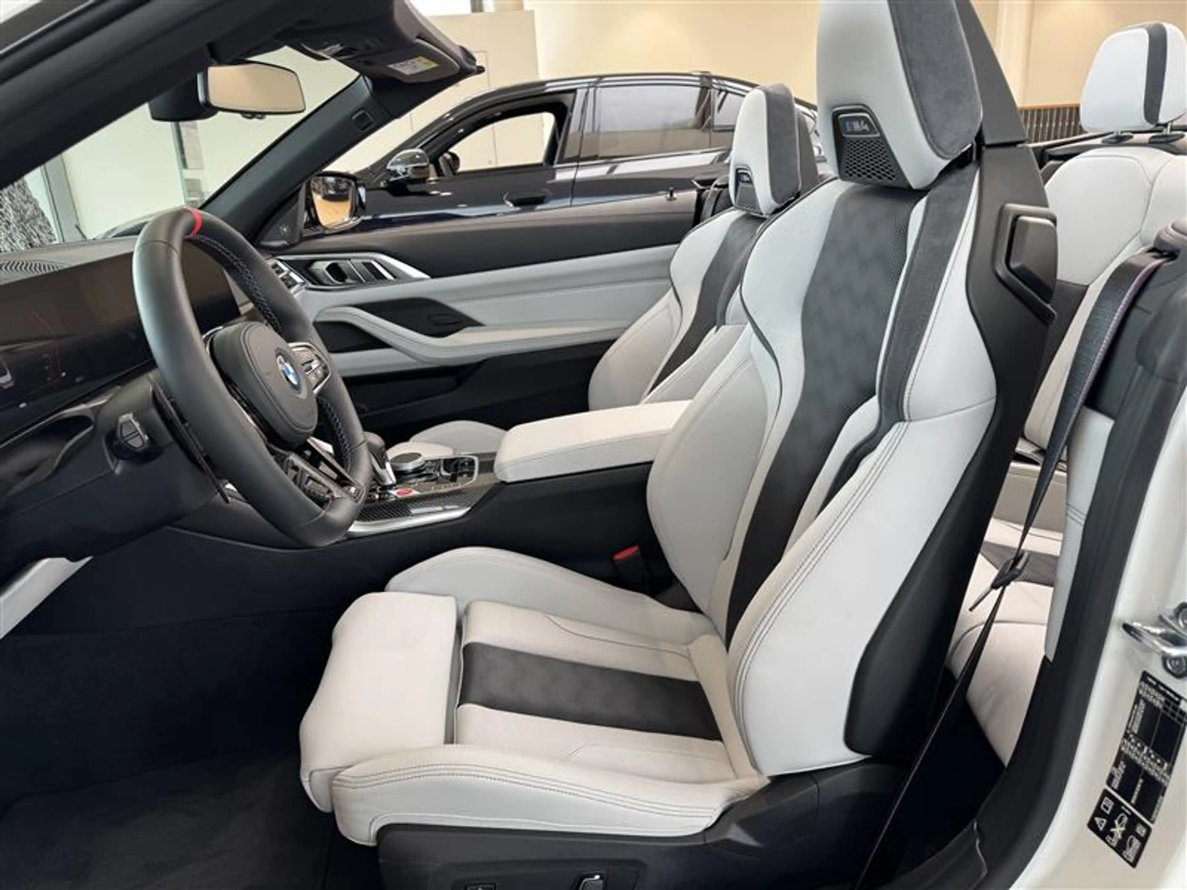 BMW M4 M4 Cabrio 3.0 XAS Competition M Competition M — photo 3