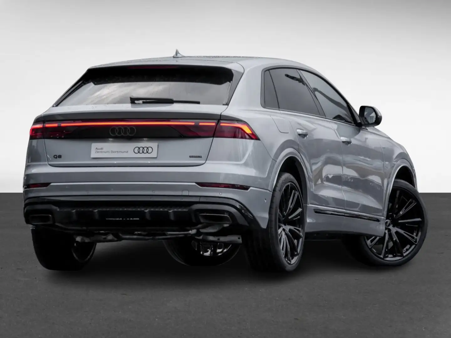 Audi Q8 50 TDI quattro tiptronic S Line Standheizung+La... Argintiu - 2