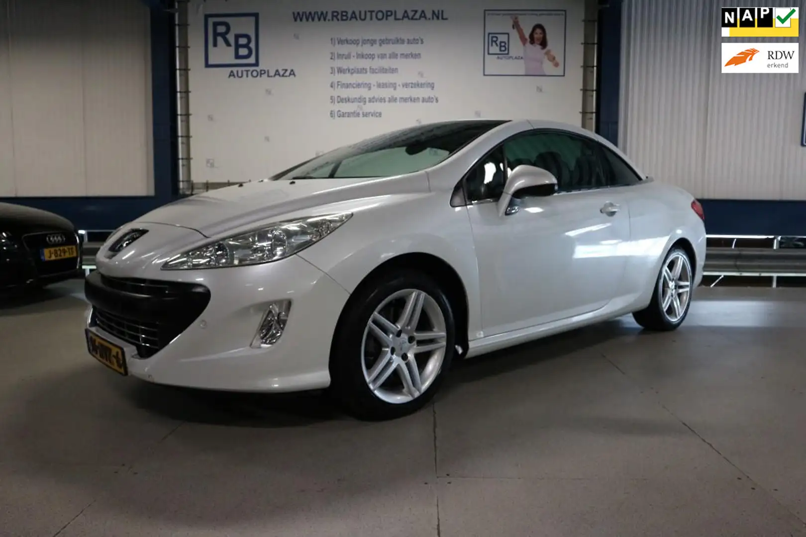 Peugeot 308 CC 1.6 THP Noir & Blanc / NAP / FULL OPTIONS ! ! ! Blanc - 1