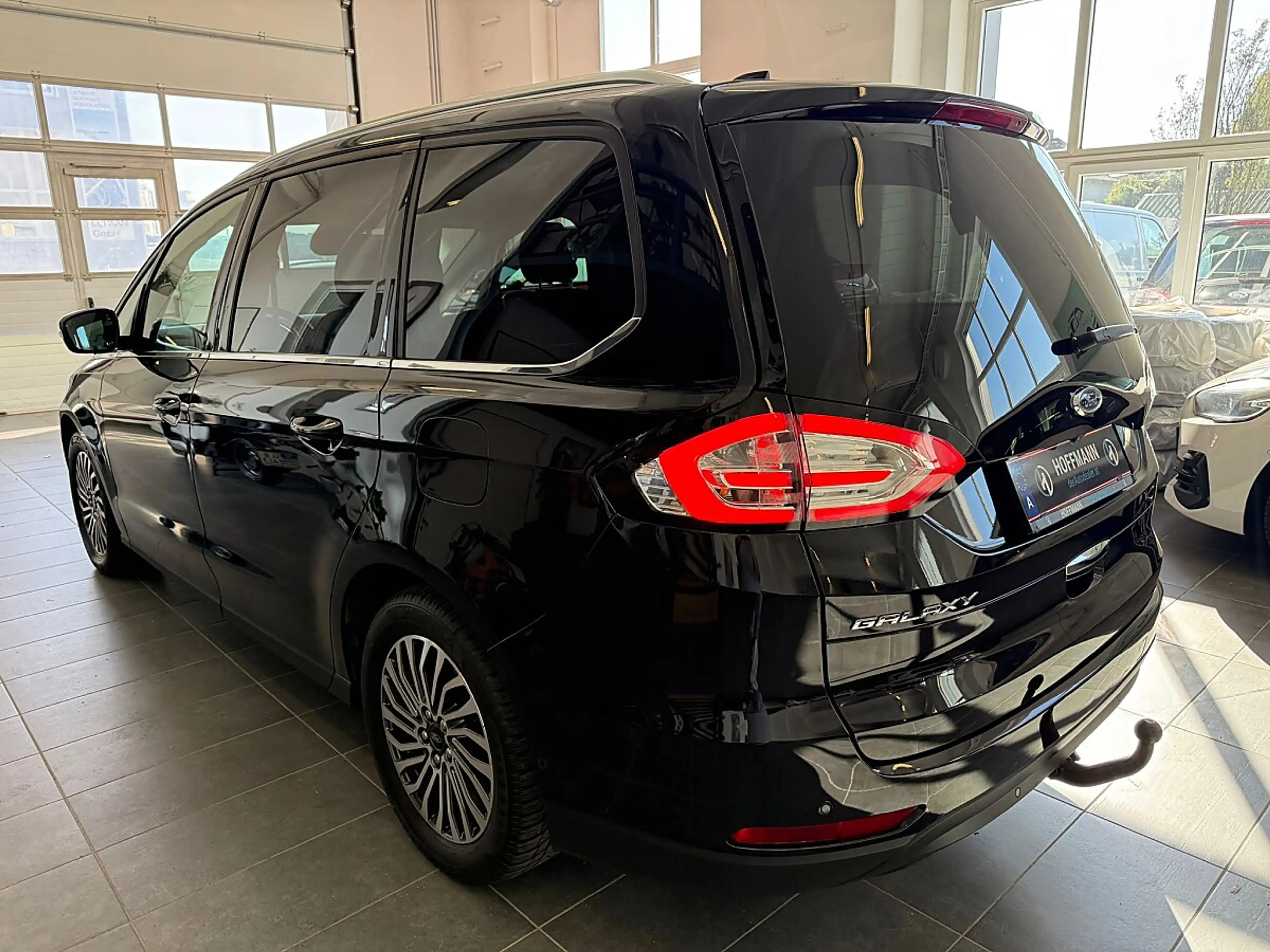 Ford Galaxy 2,0 EcoBlue SCR Titanium Aut./7.Sitzer/AHK — photo 11