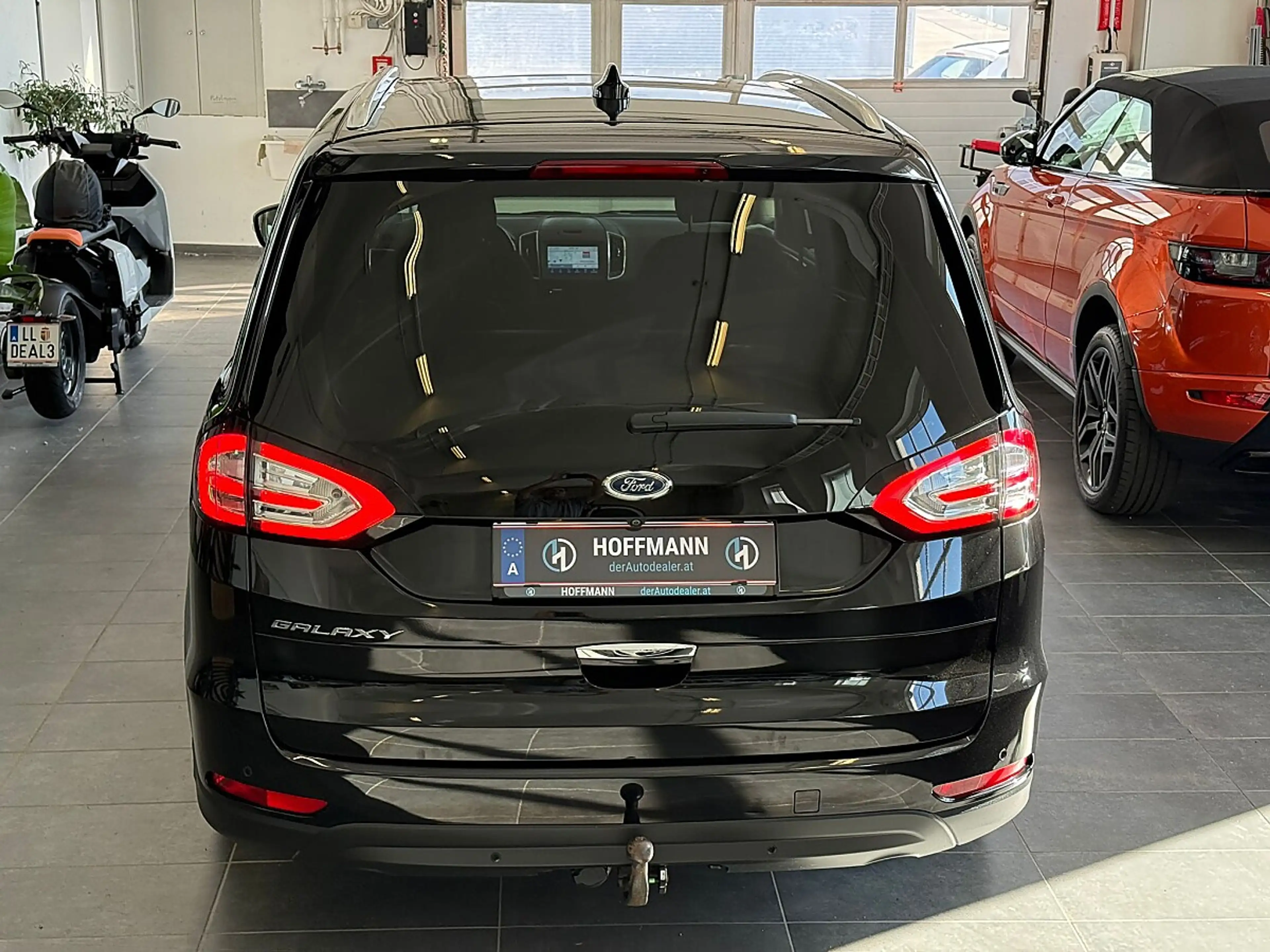 Ford Galaxy 2,0 EcoBlue SCR Titanium Aut./7.Sitzer/AHK — photo 7