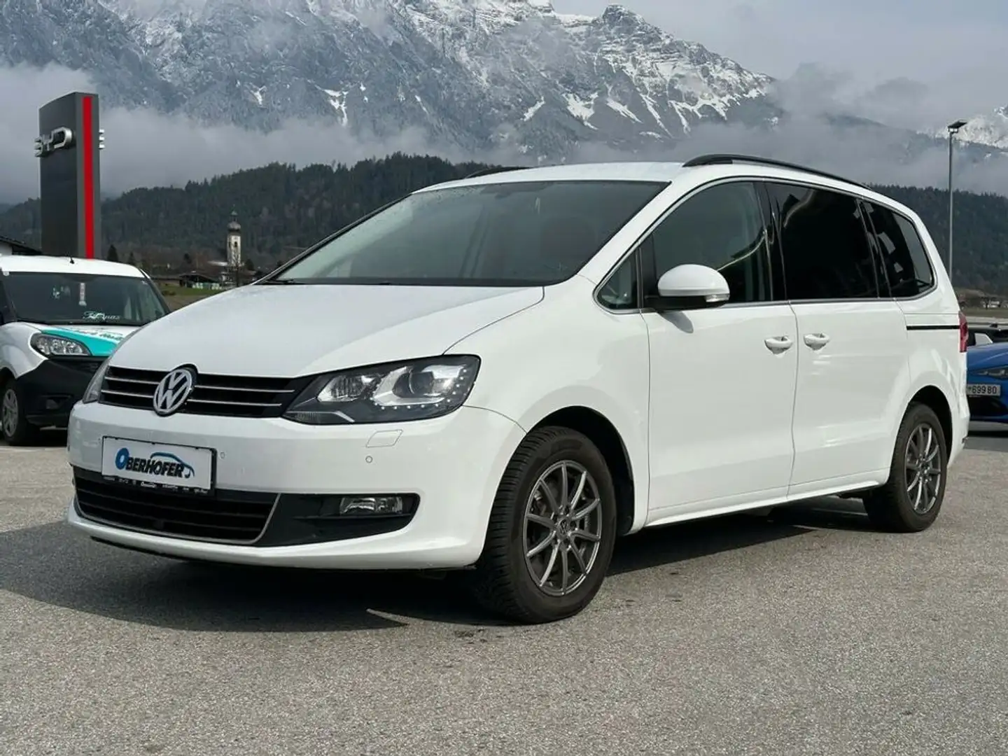 Volkswagen Sharan BMT 2.0 TDI DPF 4Motion *7-SITZER* Weiß - 2