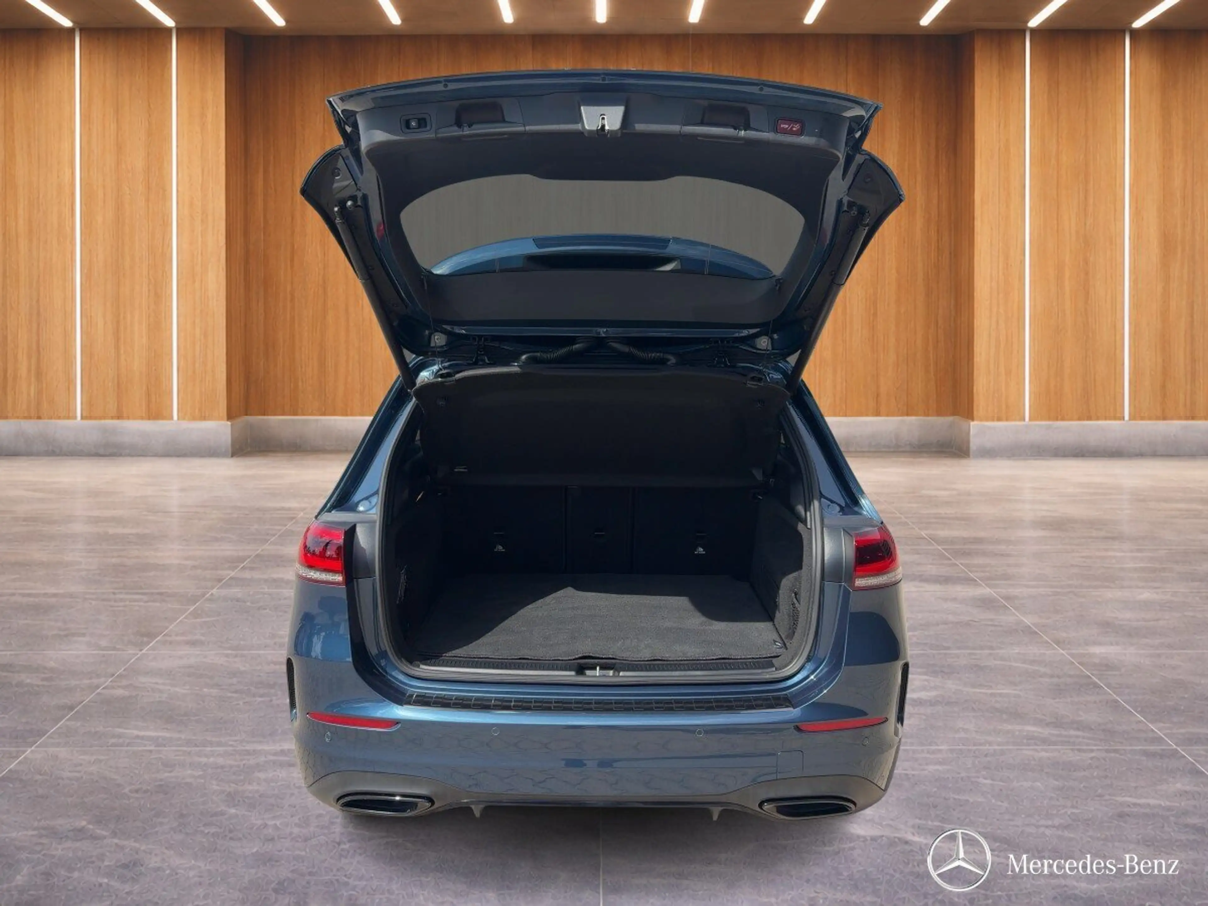 Mercedes-Benz B 250 B 250 4M AMG+DIST+R-KAM+AHK+MULTIBEAM+NIGHT+SOUN — photo 5