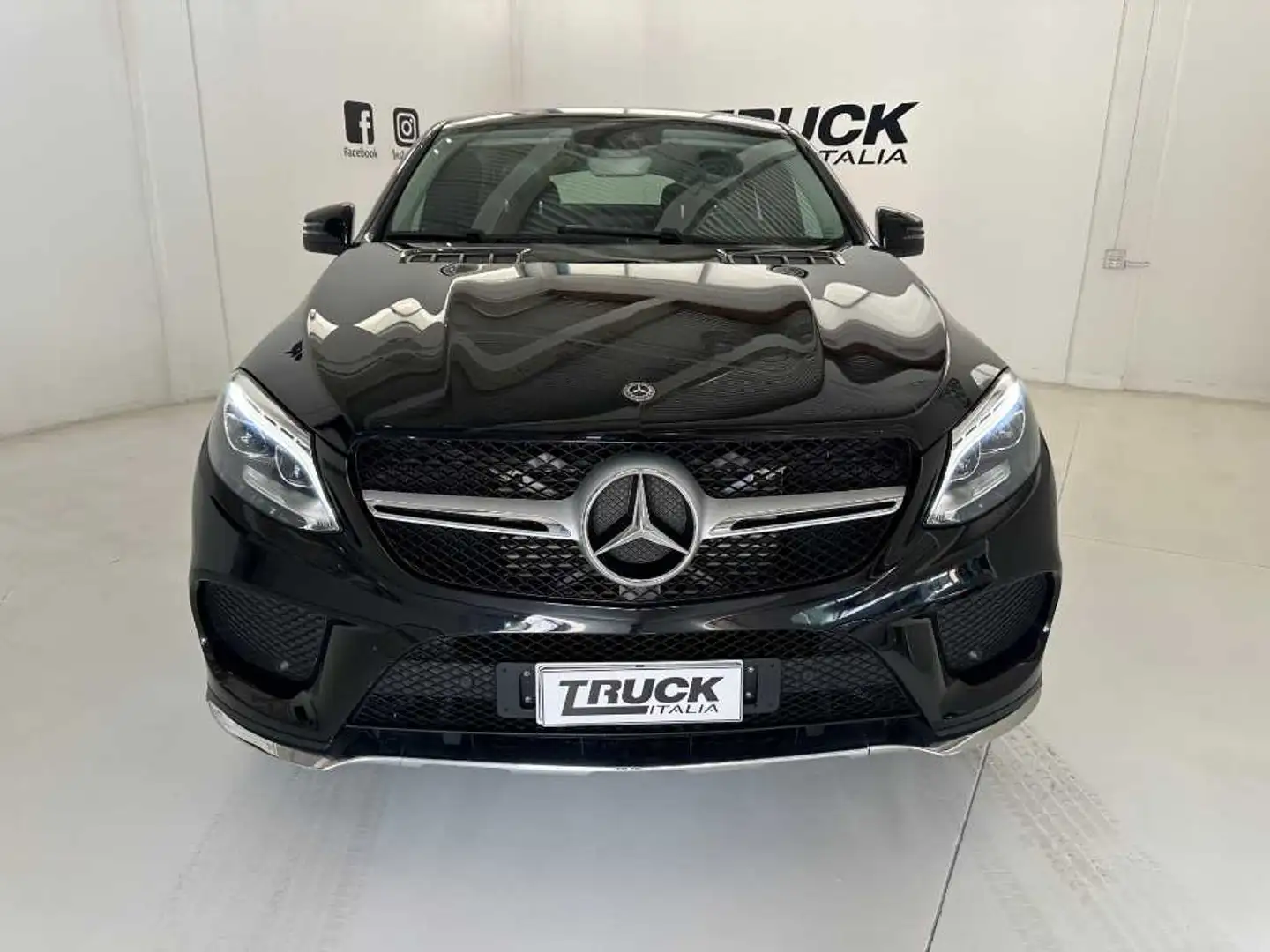 Mercedes-Benz GLE 350 - GLE Coupe 350 d Premium Plus 4matic auto Černá - 2