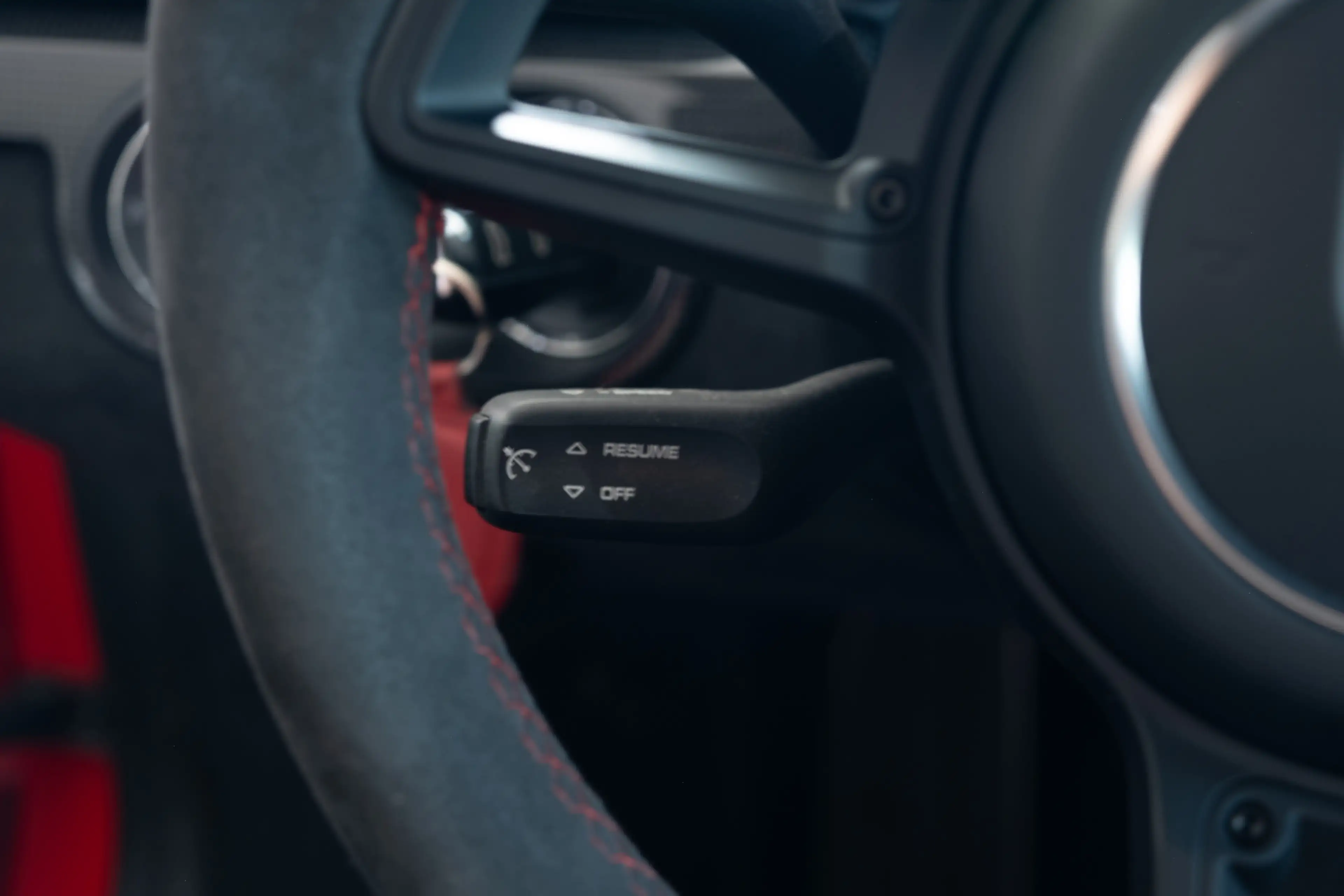 Porsche 718 GT4 4.0 CHRONO PLUS | PASM | ALCANTARA | CARBON — photo 30