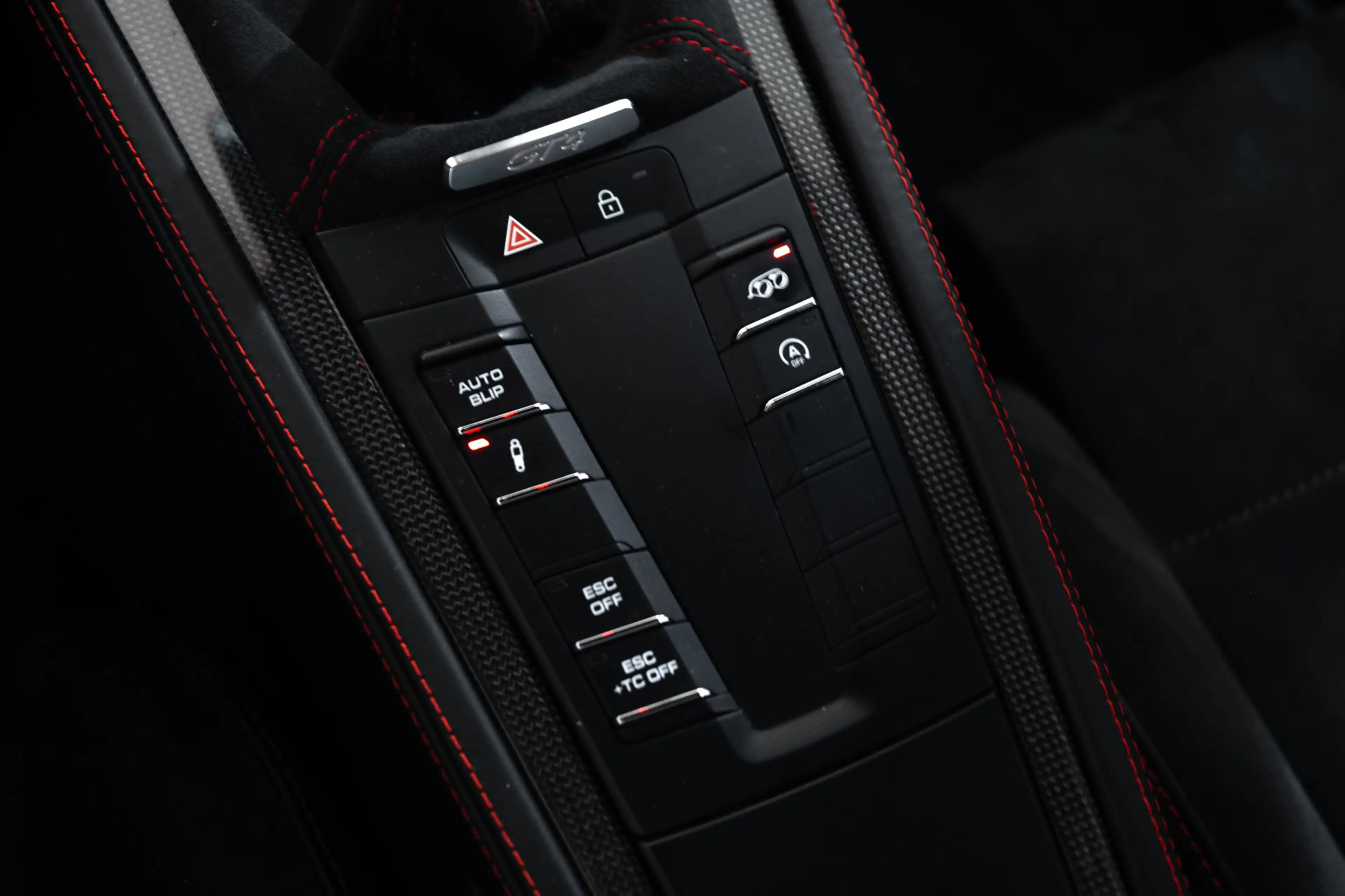 Porsche 718 GT4 4.0 CHRONO PLUS | PASM | ALCANTARA | CARBON — photo 31