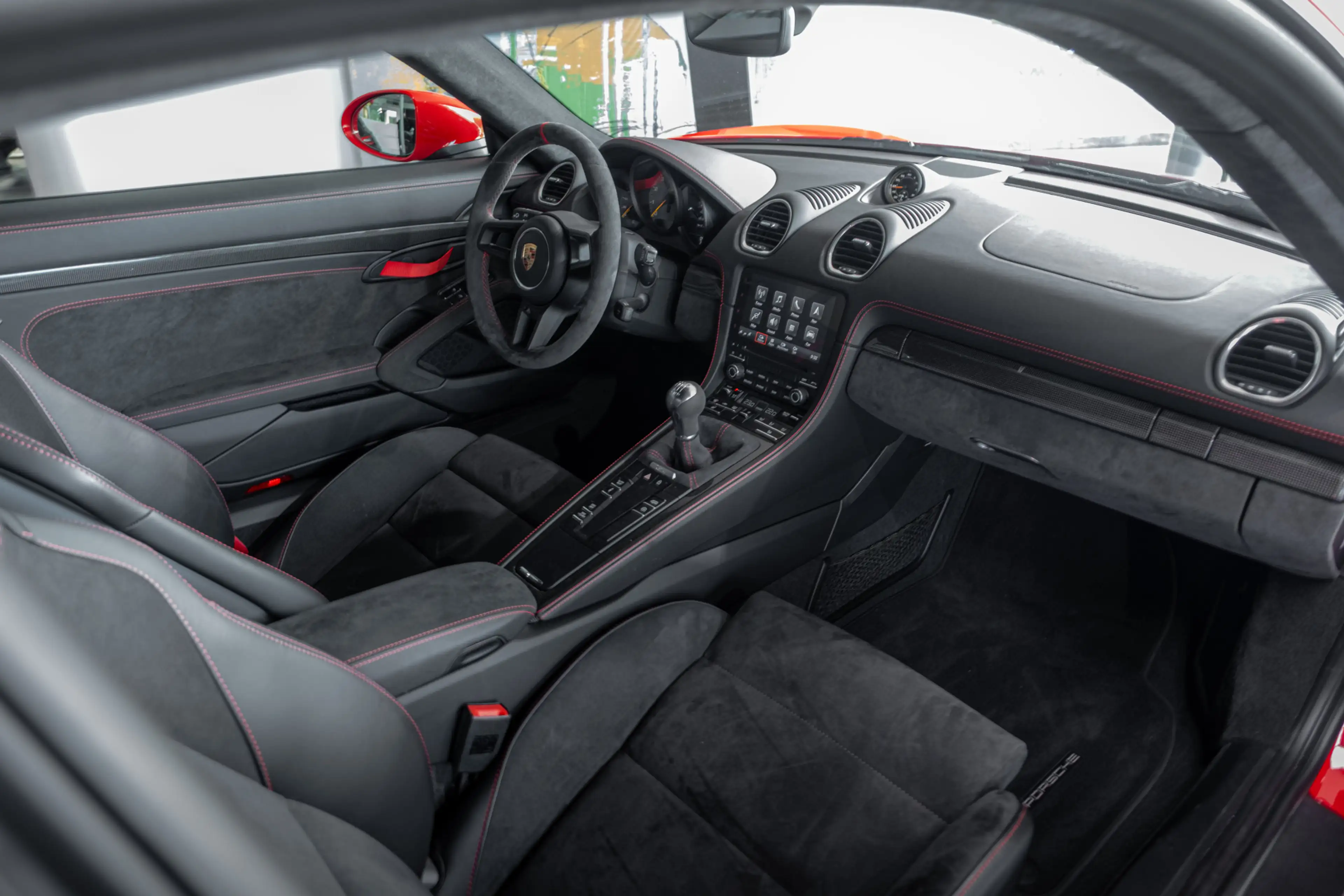 Porsche 718 GT4 4.0 CHRONO PLUS | PASM | ALCANTARA | CARBON — photo 3