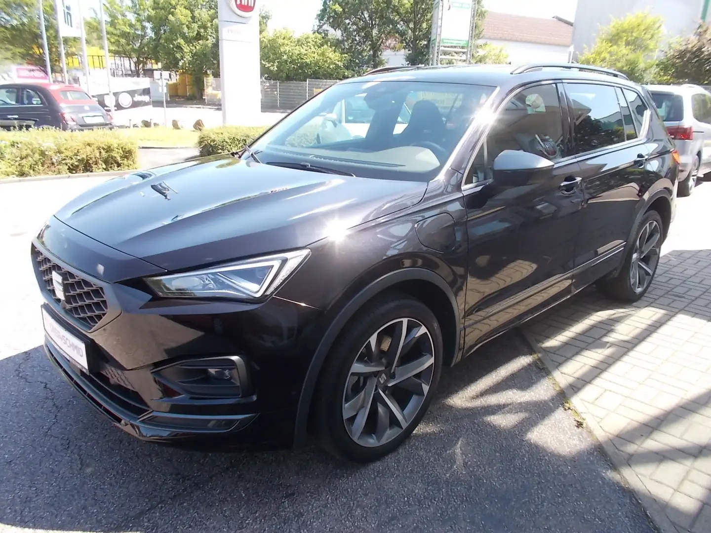 SEAT Tarraco FR 1.4 e-Hybrid DSG Schwarz - 1