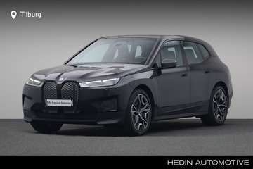 xDrive40 High Executive 77 kWh | Driving Assistant