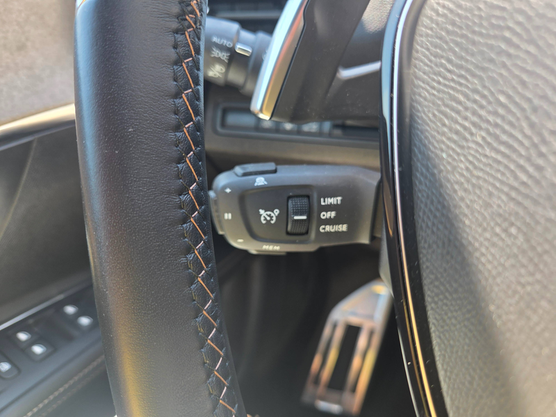 Peugeot 5008 GT ACC LED KAMERA NAVI — photo 15