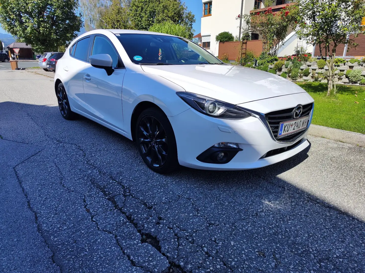 Mazda 3 SKYACTIV-D 105 Sports-Line Takumi - 1