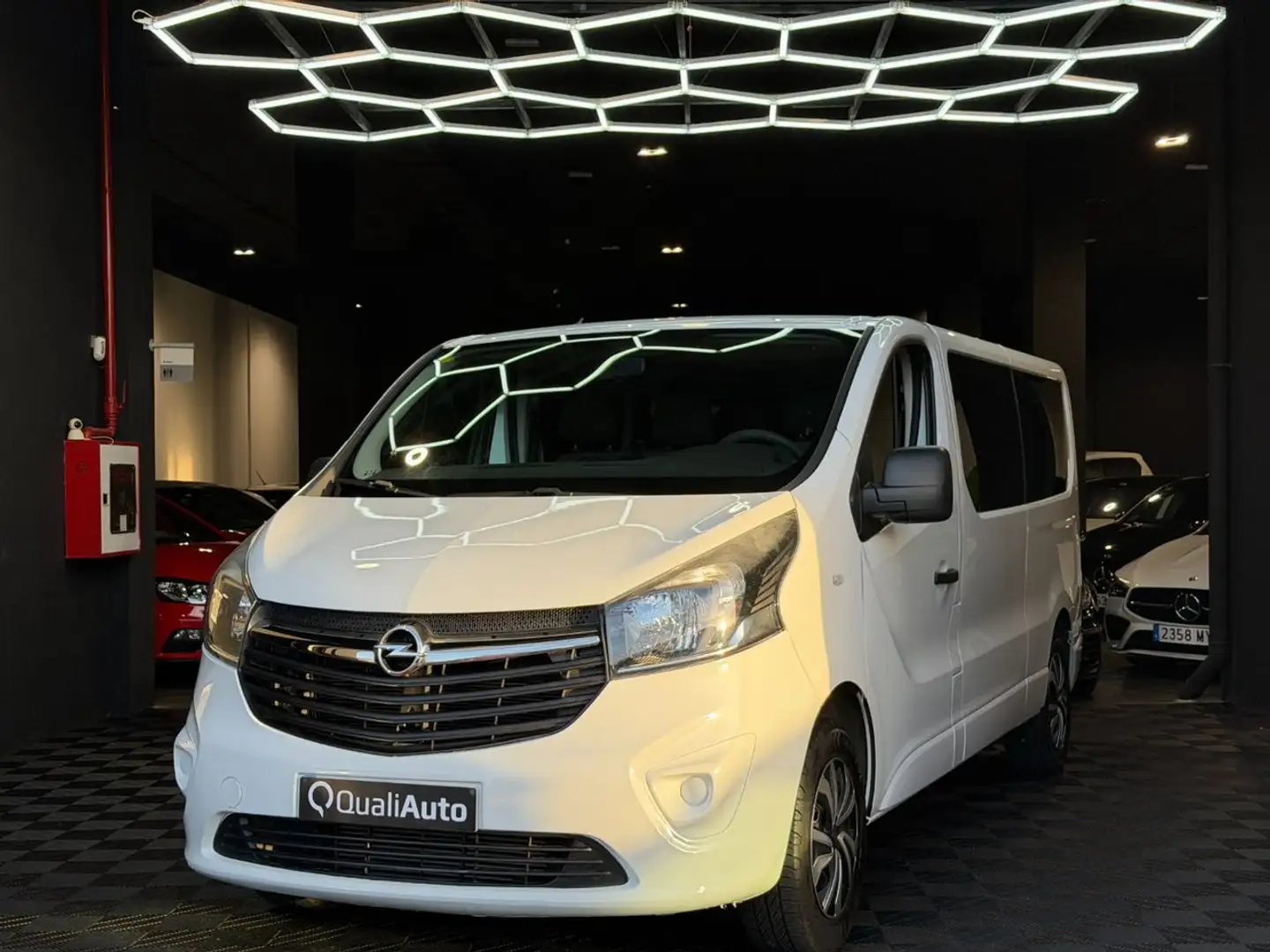 Opel Vivaro 1.6 CDTI SS 107kW L2 2.9t Combi Plus9 Blanco - 1