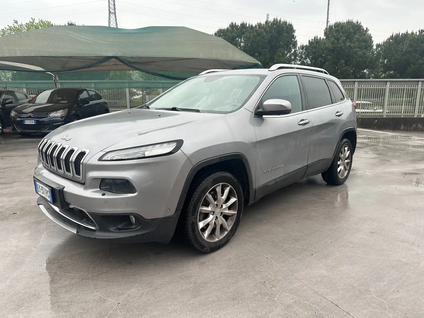 Jeep Cherokee Auto da commerciante – Export OK Argent - 1