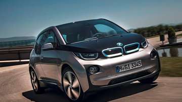 4dr HB w/Range Extender