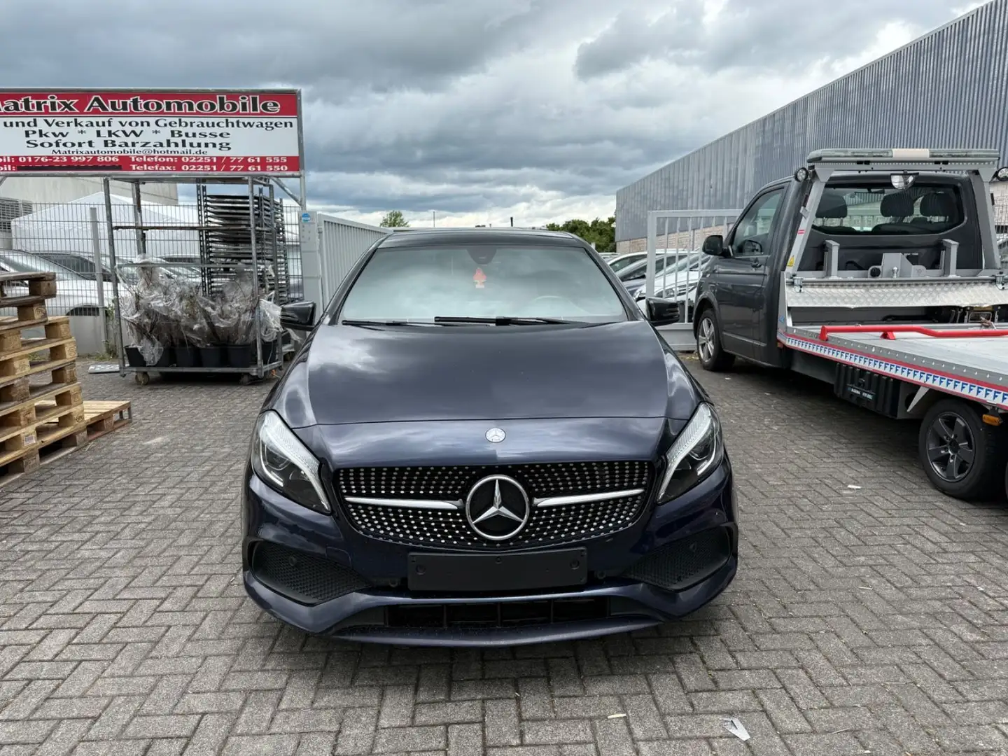 Mercedes-Benz A 180 A -Klasse A 180 CDI / d BlueEfficiency,AMG Blauw - 2