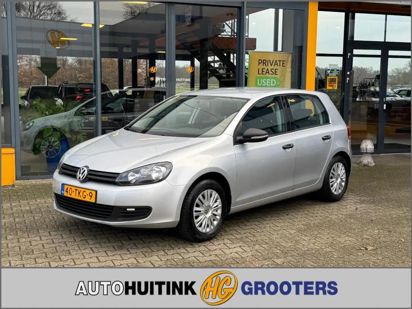 Volkswagen Golf 1.2 TSI Trendline - all season - trekhaak Gris - 1