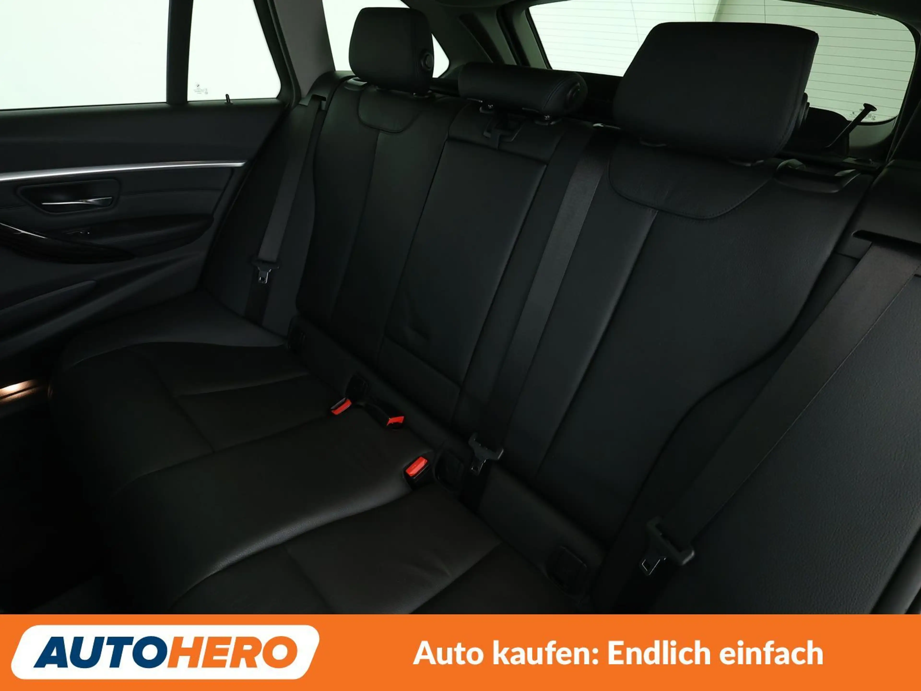 BMW 320 320d Luxury Line Purity Aut.*NAVI*LED*PDC*TEMPO* — photo 14