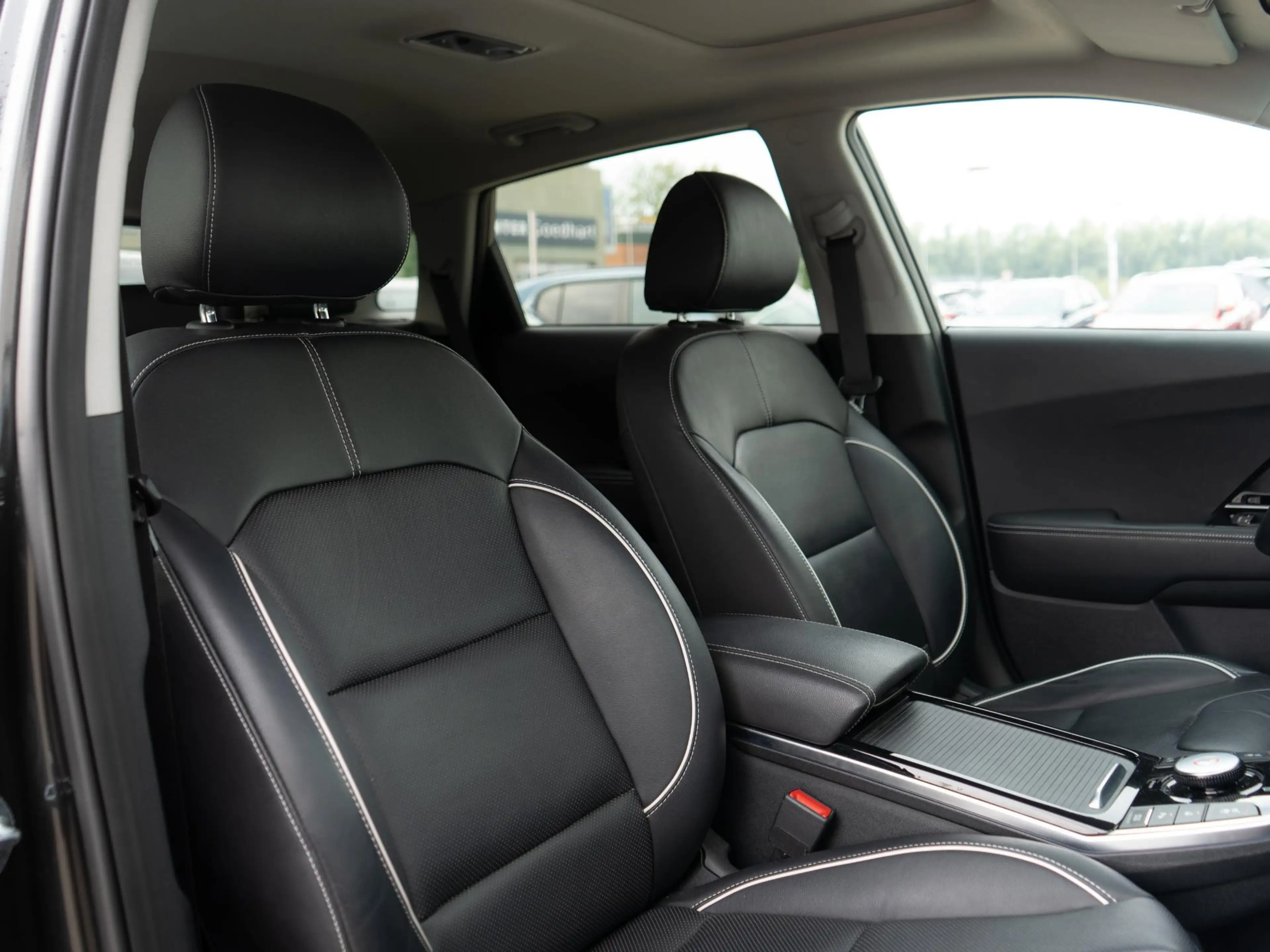 Kia e-Niro ExecutiveLine 64 kWh | Stoel en stuurverwarming | — photo 5