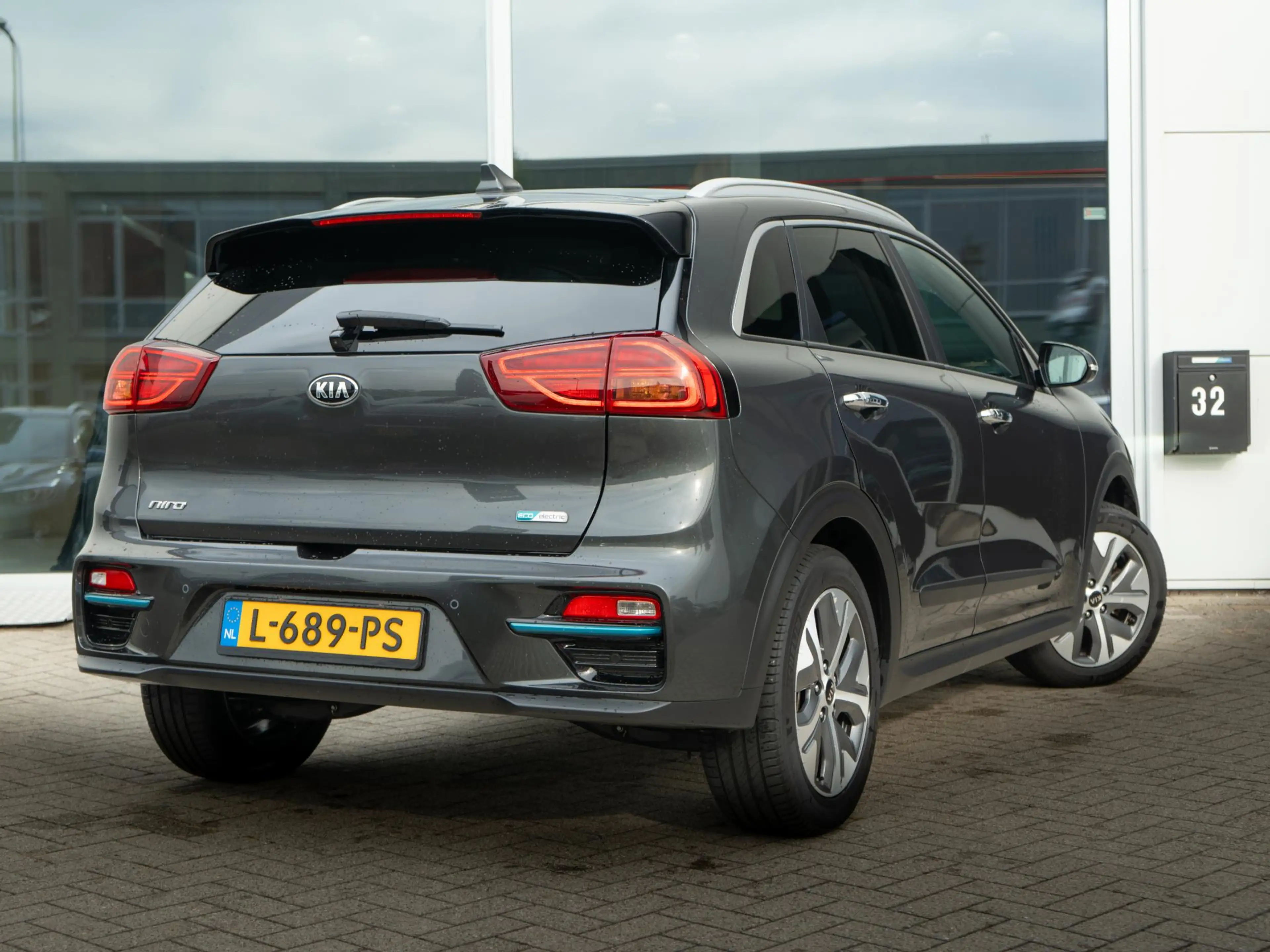 Kia e-Niro ExecutiveLine 64 kWh | Stoel en stuurverwarming | — photo 4