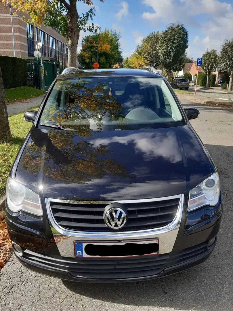 Volkswagen Touran 1.6i united Чорний - 1
