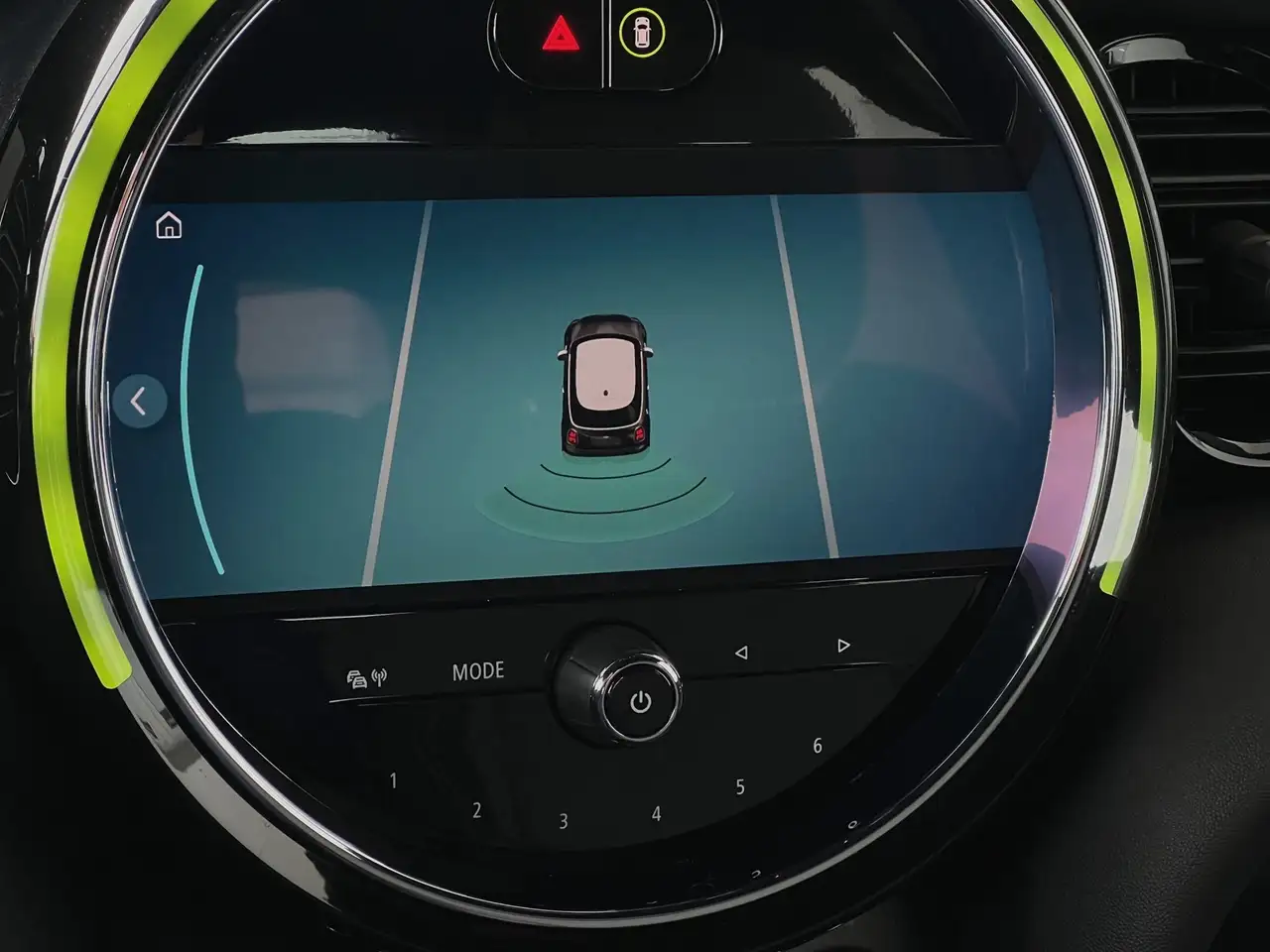 MINI Cooper 3-Türer Navi LED DAB PDC CarPlay 10
