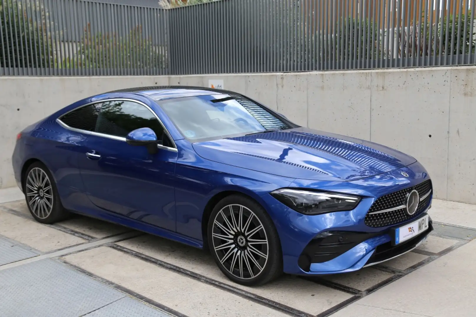 Mercedes-Benz C 220 220d 9G-DCT Blau - 2