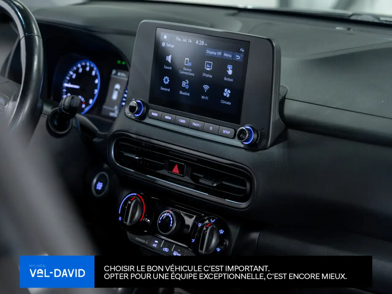 Hyundai KONA снимка Hyundai KONA
