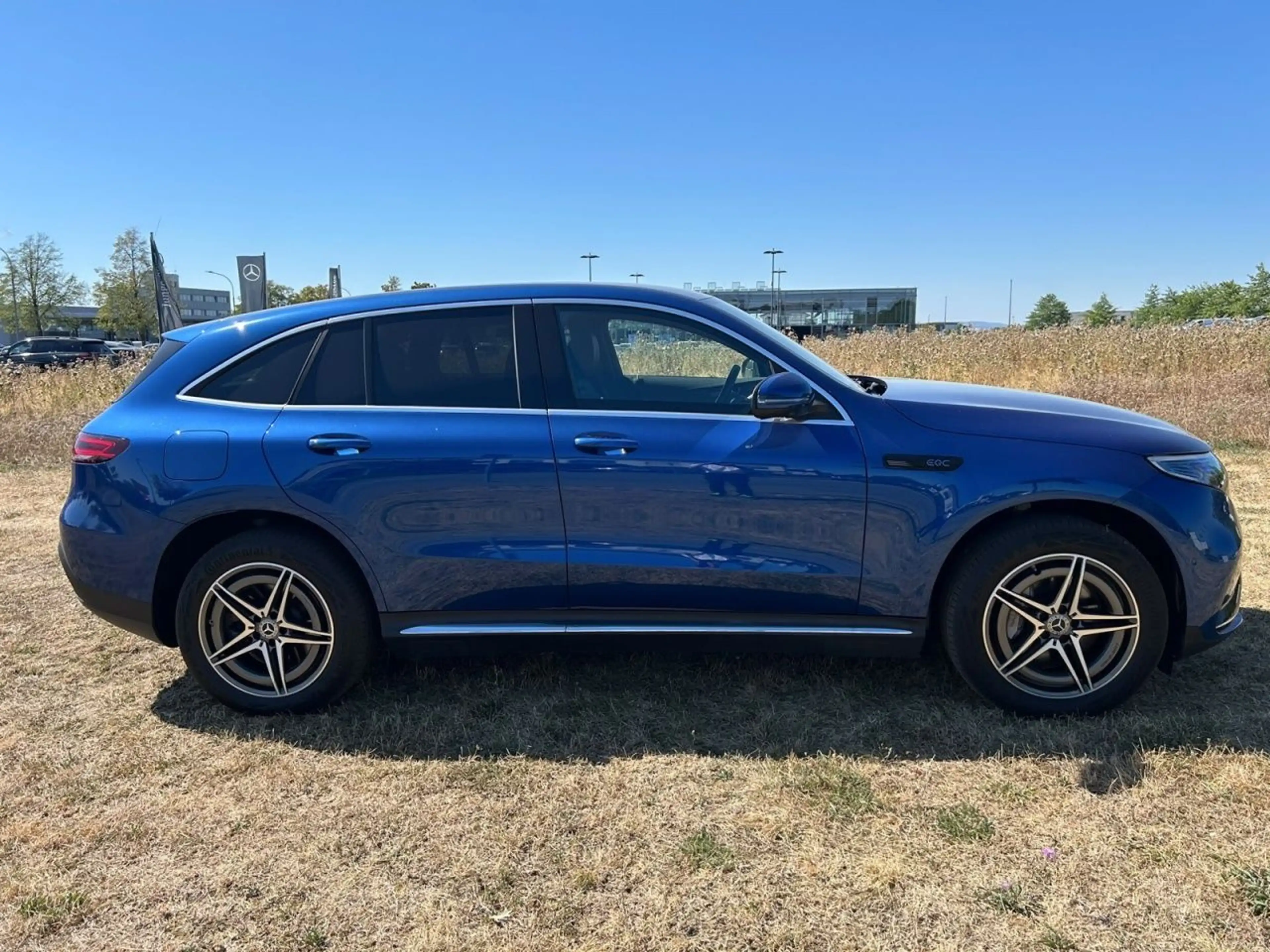 Mercedes-Benz EQC 400 400 4M AMG Line AMG+FAHRASSIST+MULTIBEAM+360 — photo 5