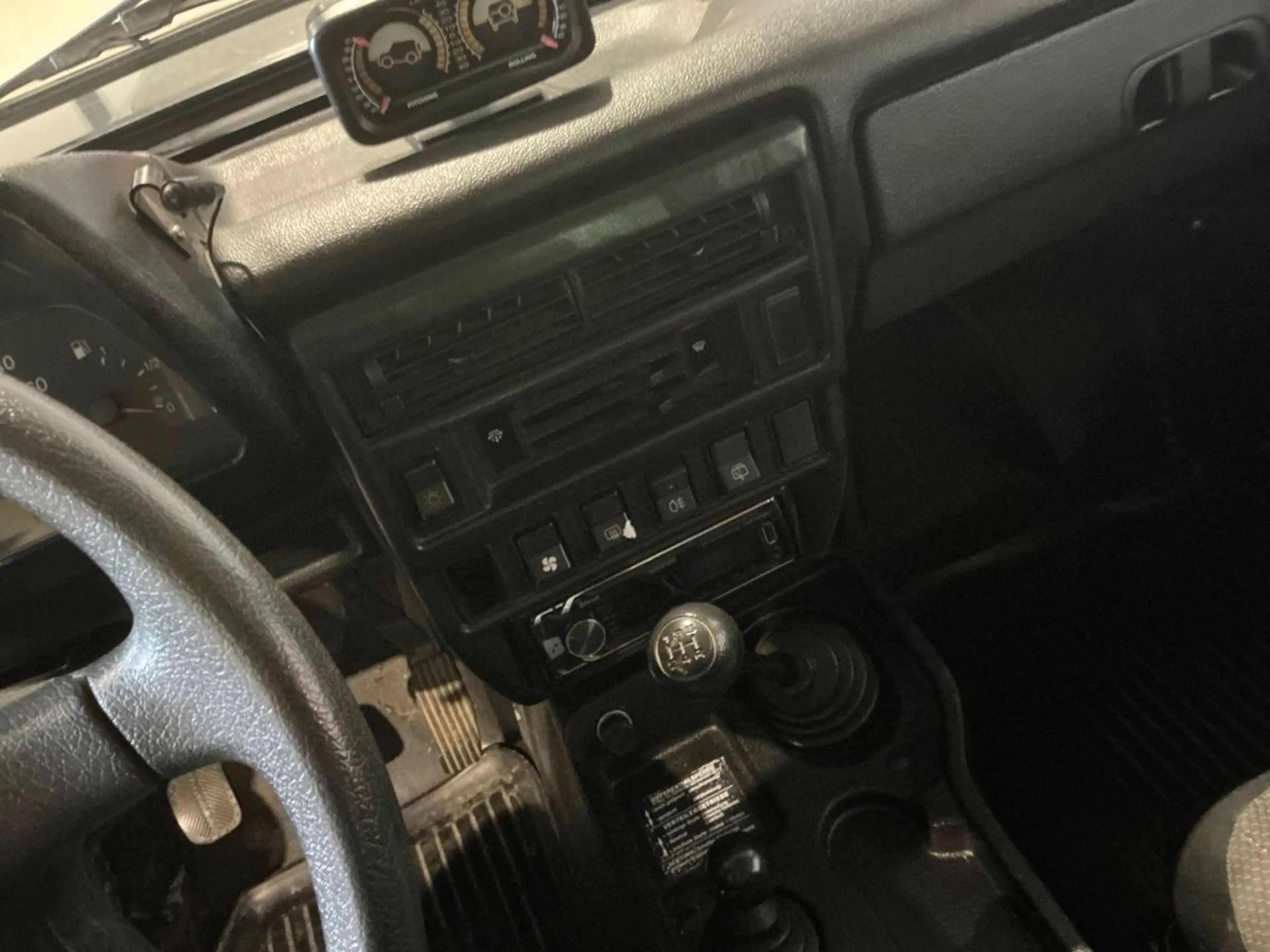 Lada Niva 1.7i 4x4 Original — photo 6