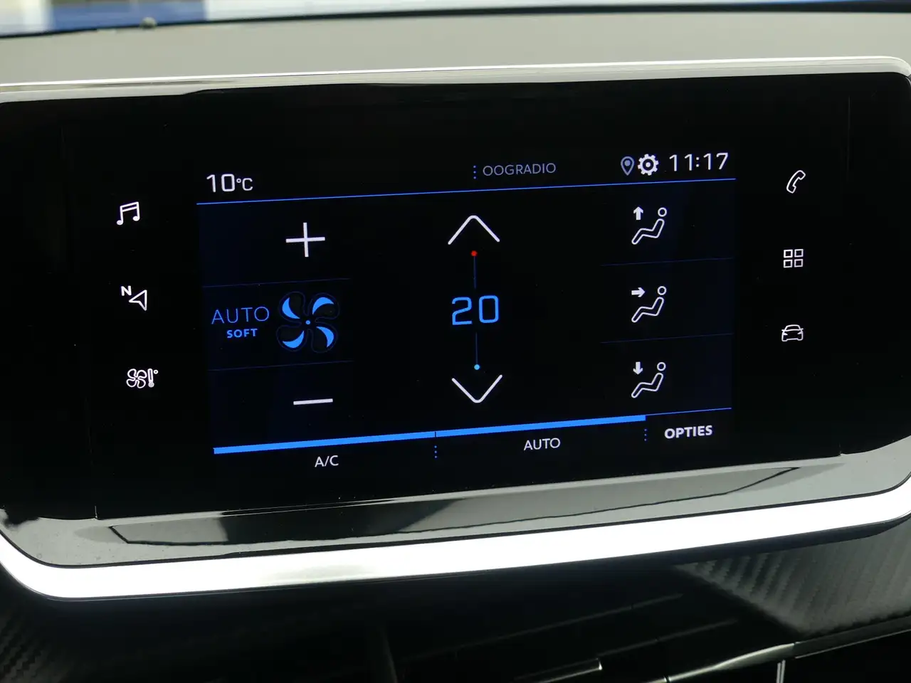 Peugeot 2008 ACTIVE 1.2 130PK AUTOMAAT NAVI*/LMV/PDC/CAMERA/STO 23