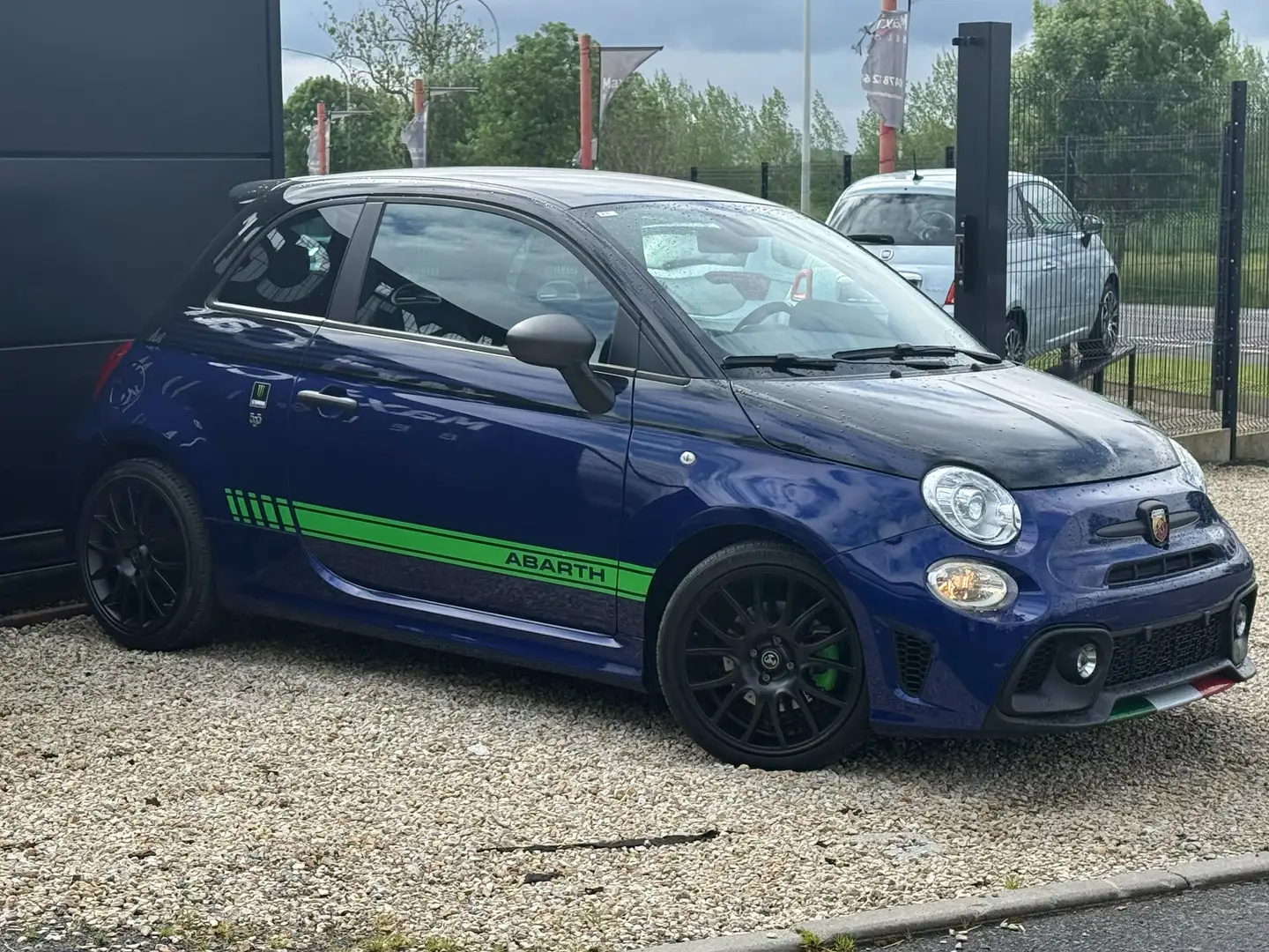 Fiat 595 Abarth 500 1.4 T-Jet Abarth 595 Competizione/Série limitée Yamaha/ 17.787 km!!! Blau - 2