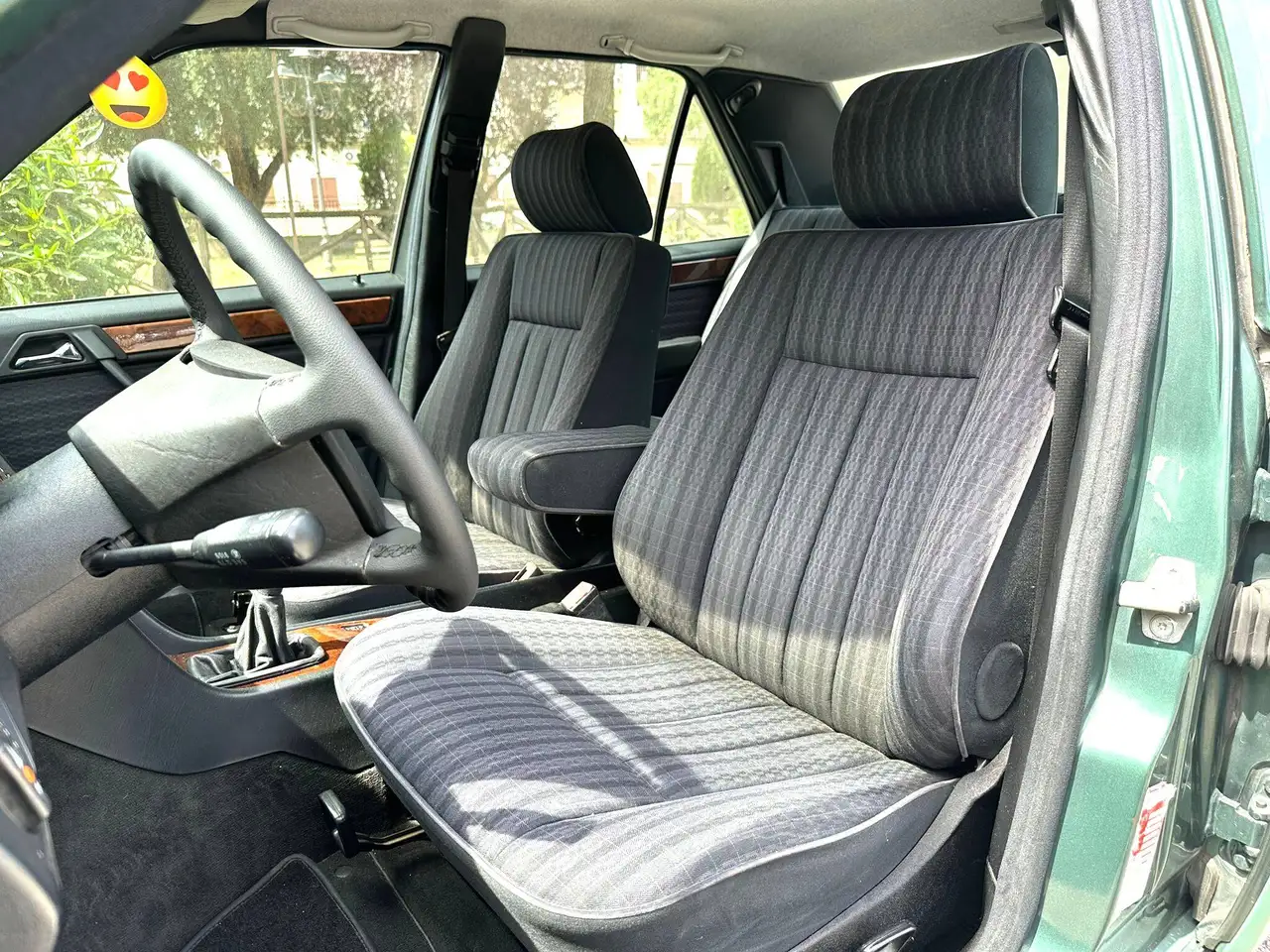 Mercedes-Benz E 200 Elegance, foto 2