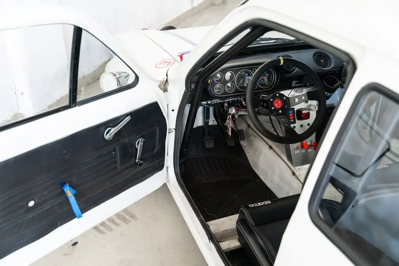 Ford Escort 2000 RS - FIA HTP Passport - 235 HP - 980 KG -, foto 8