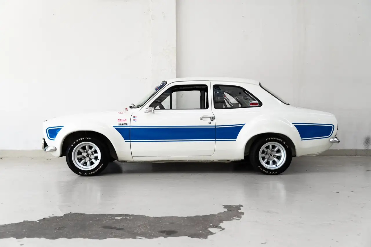Ford Escort 2000 RS - FIA HTP Passport - 235 HP - 980 KG -, foto 4