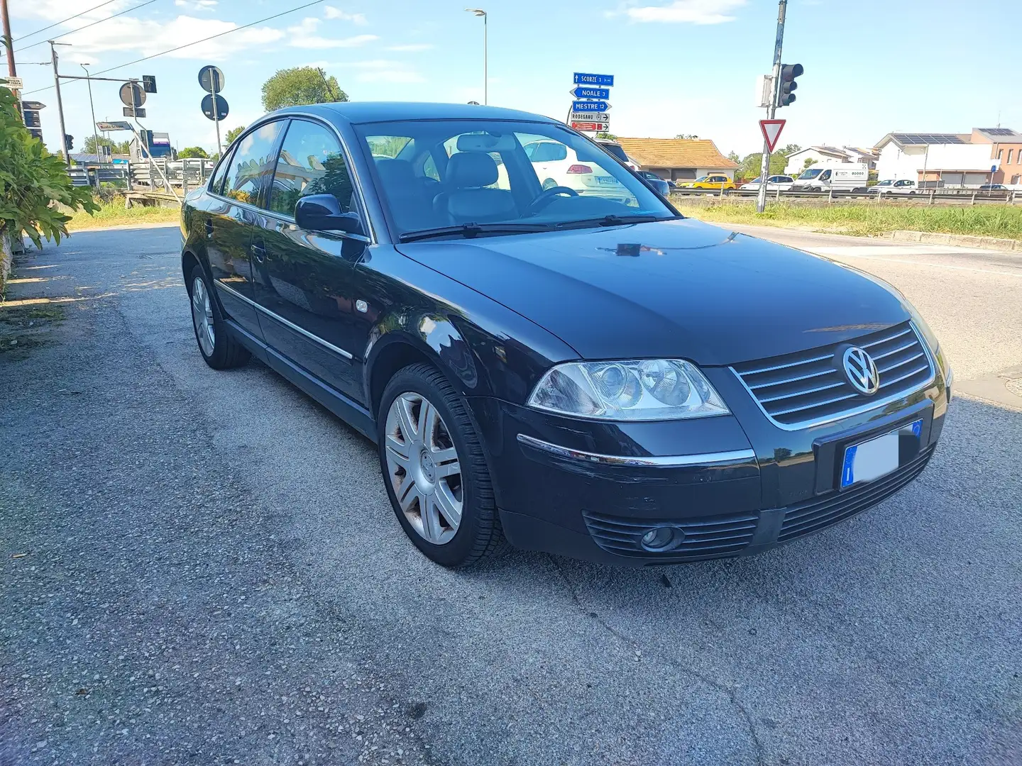 Volkswagen Passat 1.9 tdi Highline 130cv Nero - 2