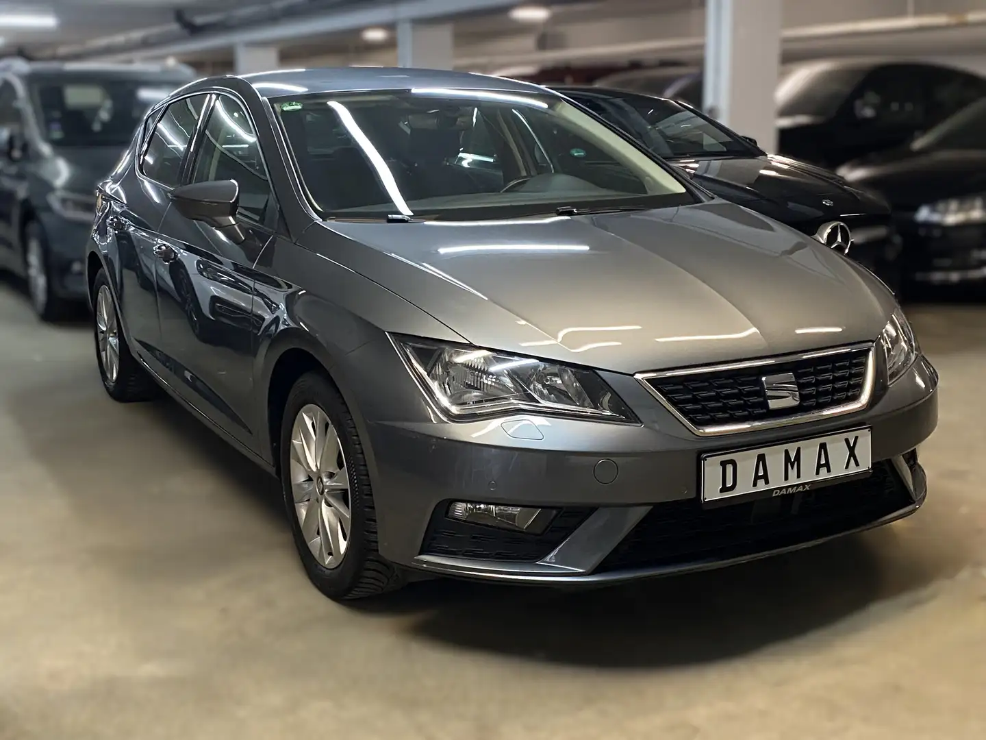 SEAT Leon Style*NAVI*PDC*Benzin/CNG Grau - 2