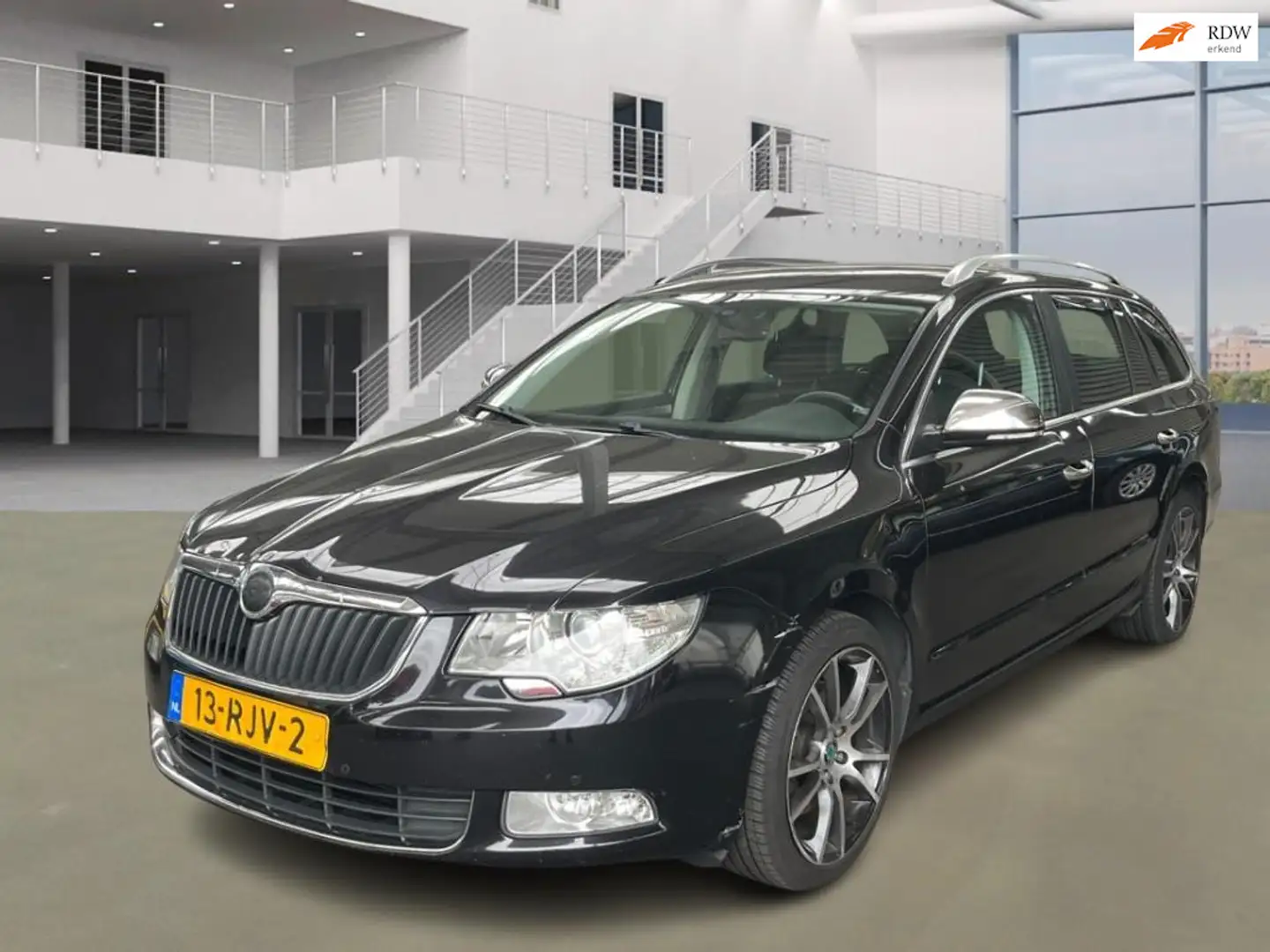 Skoda Superb Combi 2.0 TSI Ambition Business Line AUT NAVI PSEN Noir - 1