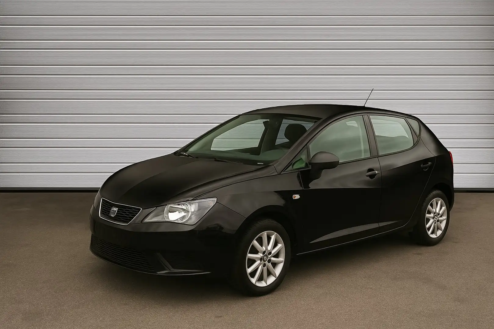 SEAT Ibiza Reference Einparkhilfe Media - System Touch Schwarz - 1