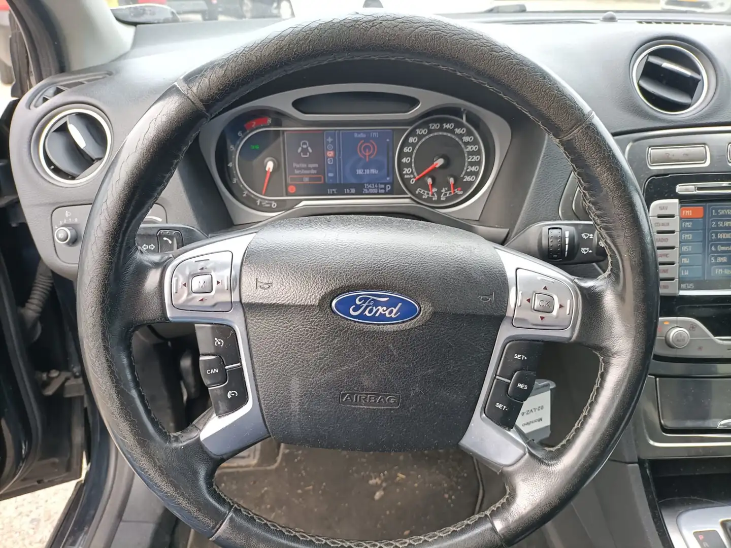 Ford Mondeo Wagon 2.0 SCTi Limited Zwart - 2