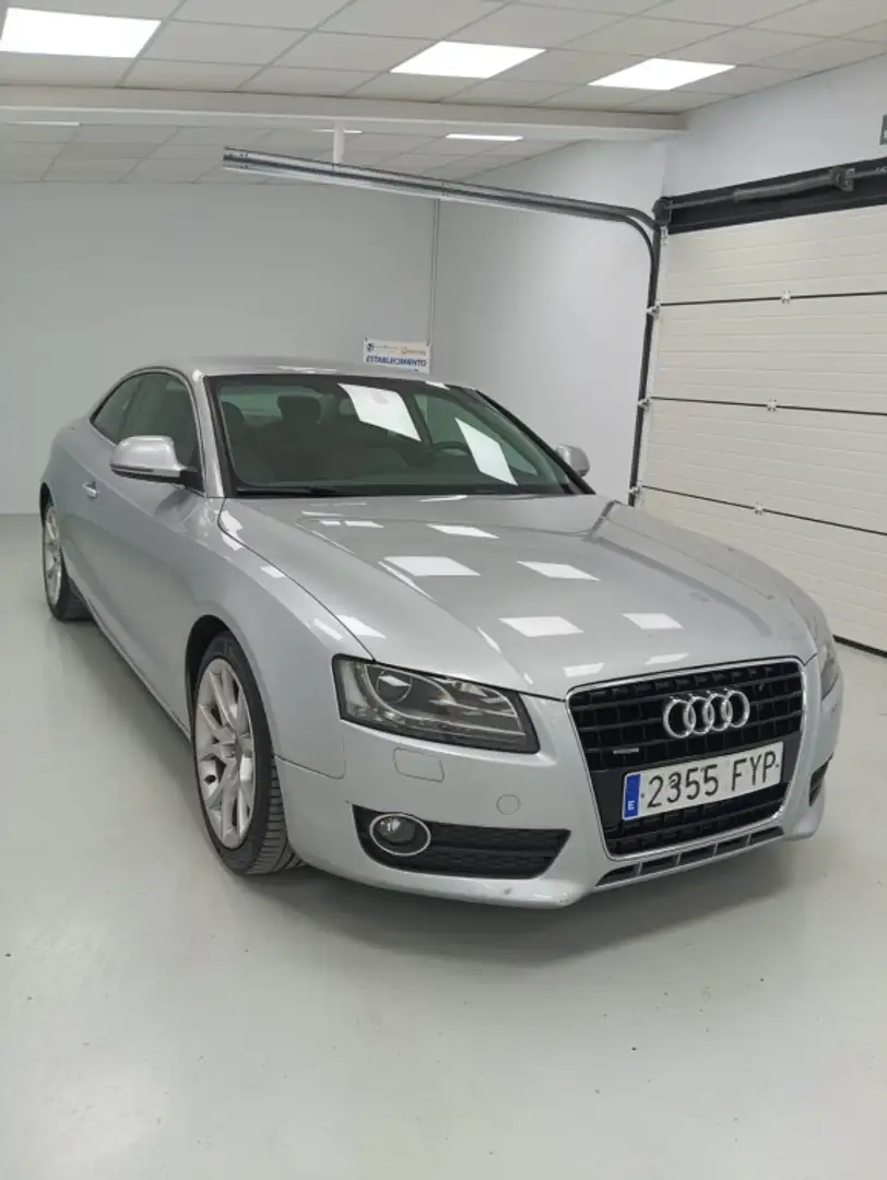 Audi A5 Coupé 3.0TDI quattro Gris - 2