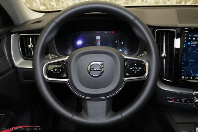 Volvo XC60 B4 D AWD Plus Ansicht 21