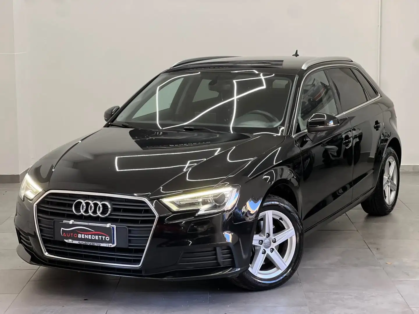 Audi A3 A3 Sportback 30 1.6 tdi 116cv s-tronic Nero - 1