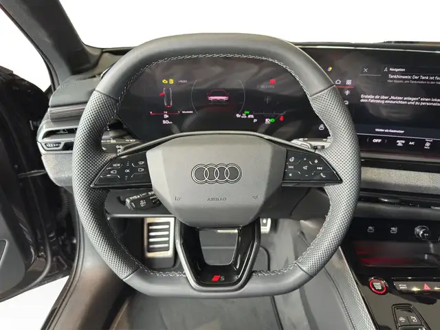 Audi A6 view 14
