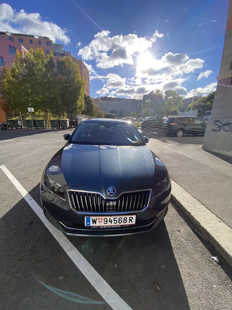 Skoda Superb 2,0 TDI 4x4 Style DSG - 1