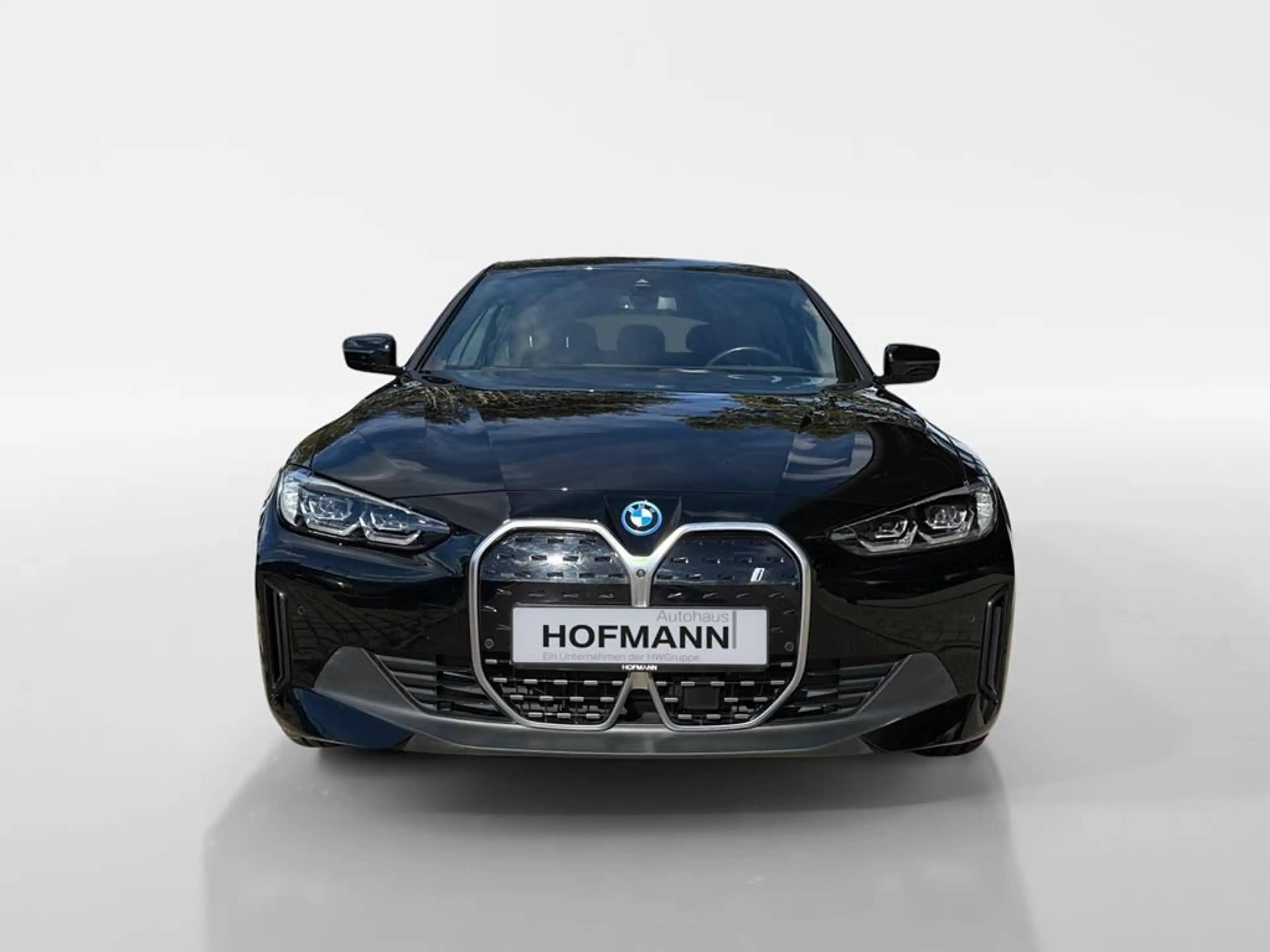 BMW i4 — photo 2